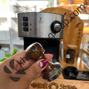 تمپر قهوه دسته چوبی لوگو